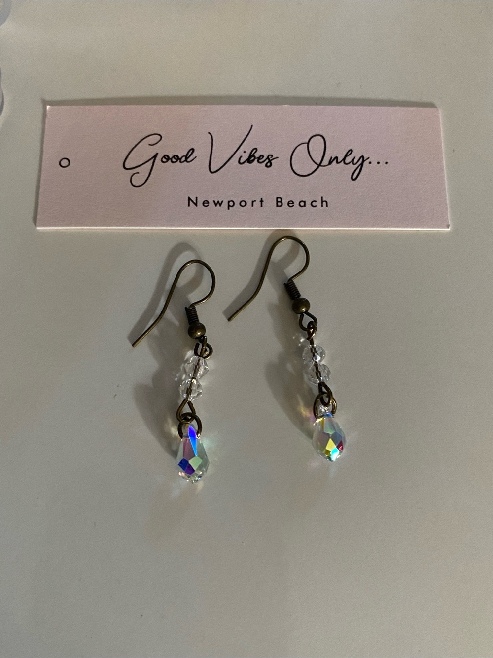 Good Vibes 😎 Only Newport Beach Iridescent Crystal Drop Earrings - Clear
